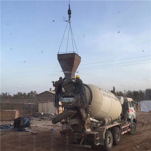 永新县“精准瞄准”—— 吊车的 “定位导航” 技术