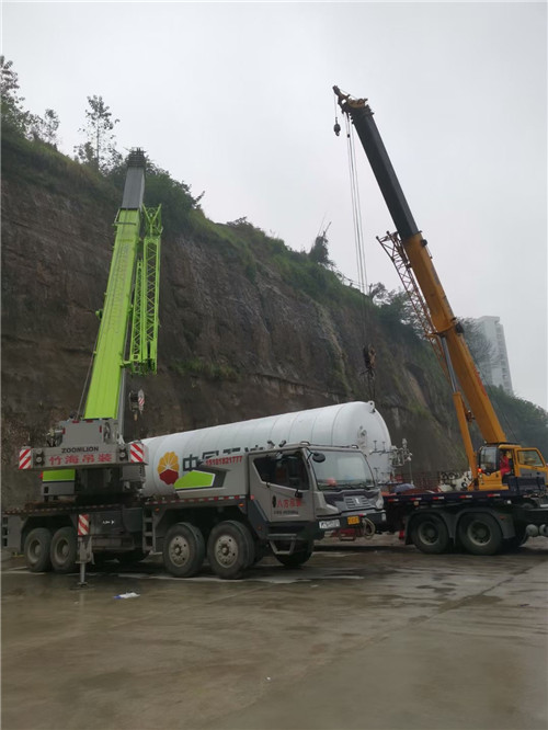 永新县“不怕风雨冻”—— 吊车的 “恶劣环境适应” 技术